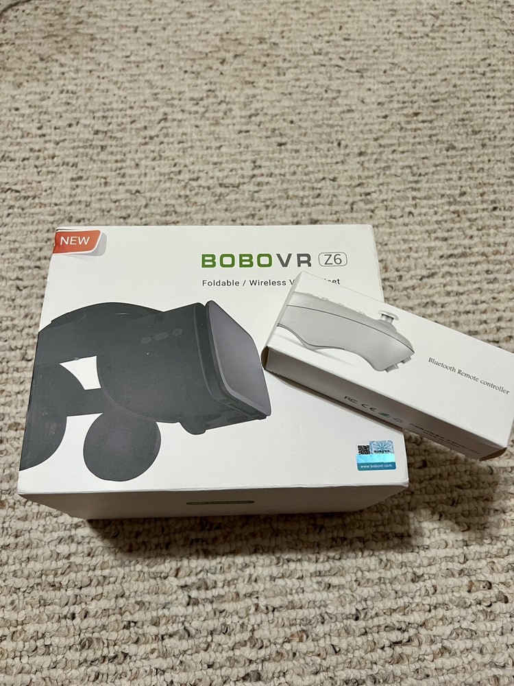 NEW IN BOX; BOBOVR 26 FOLDABLE/WIRELESS HEADSET w/ BLUETOOTH REMOTE CONTROLLER