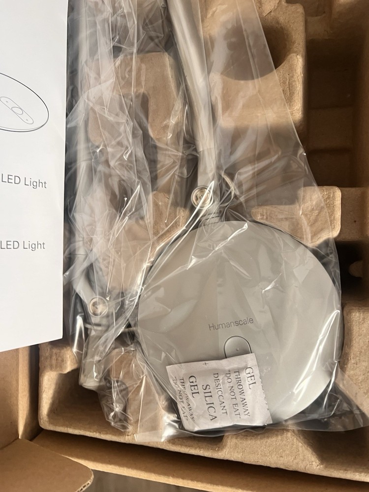 Humanscale Disc Task Light W/tech Charging base- Silver open-box, New