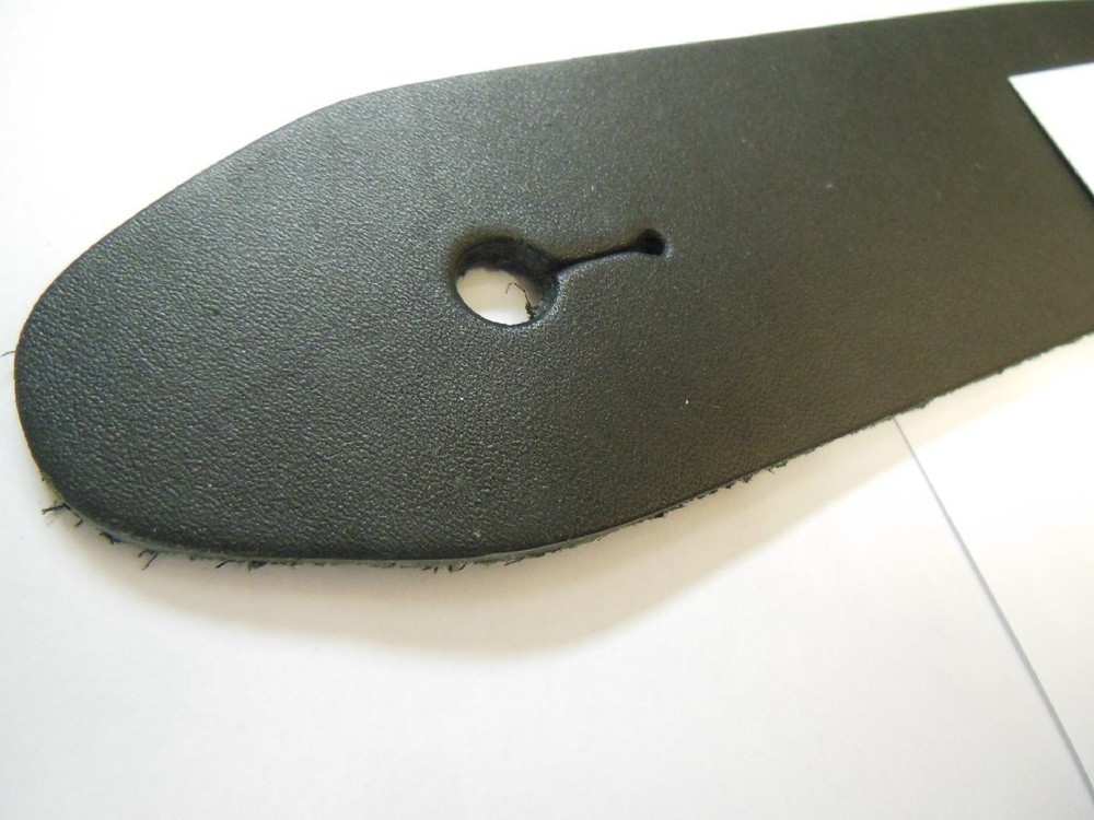Takamine Black Leather Guitar Strap Adjustable Comfortable Made accessories E314