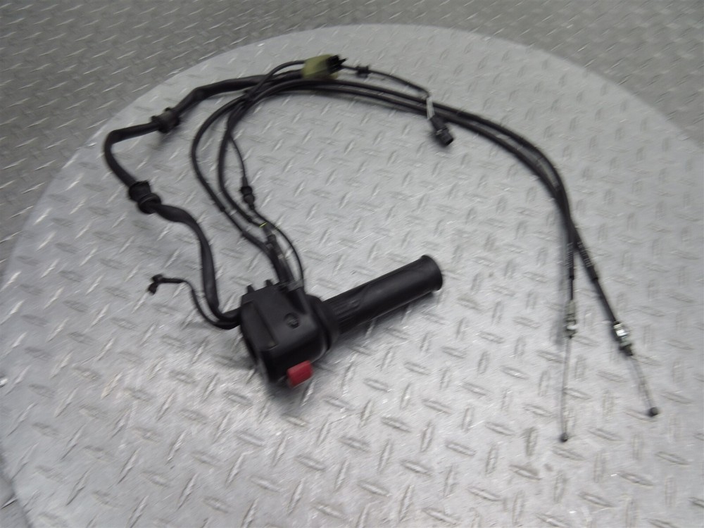 2014 14-15 Honda VFR800 Interceptor Right Switch Throttle Control Cable Grip