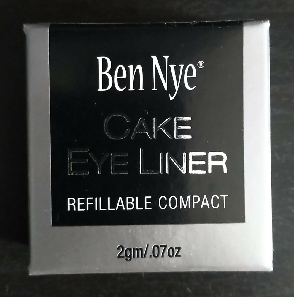Ben Nye Cake Eyeliner Refillable Compact BLACK, water activated
