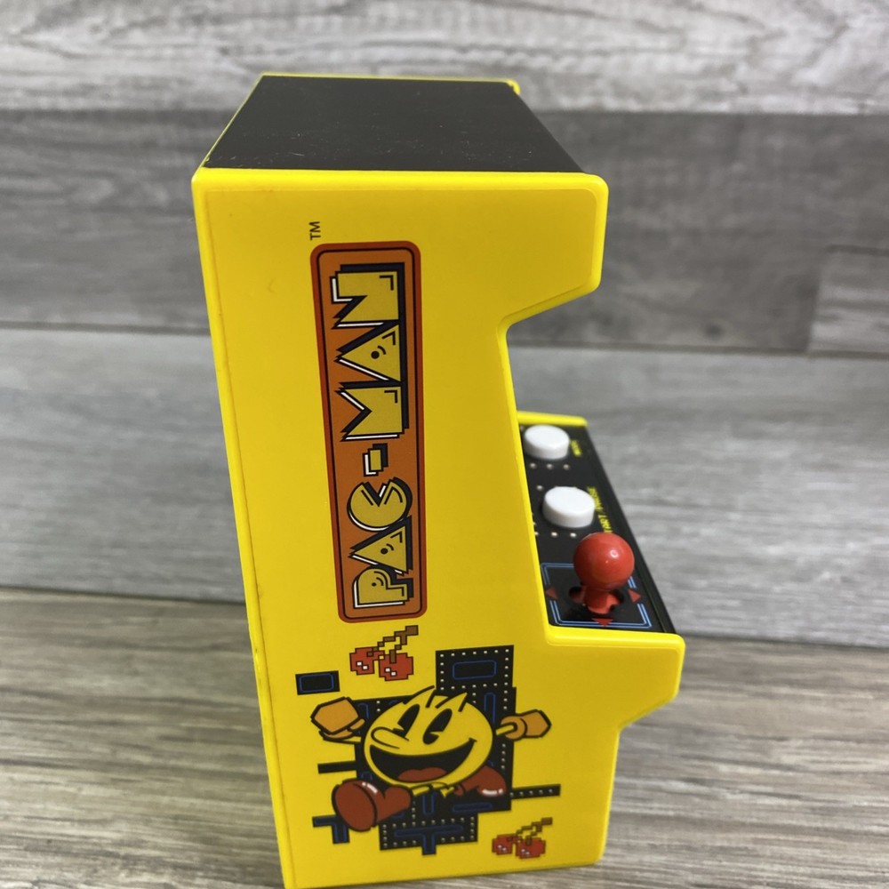 Basic Fun Pac-Man Handheld Mini Arcade Game Bandai Namco Pacman Tested Working