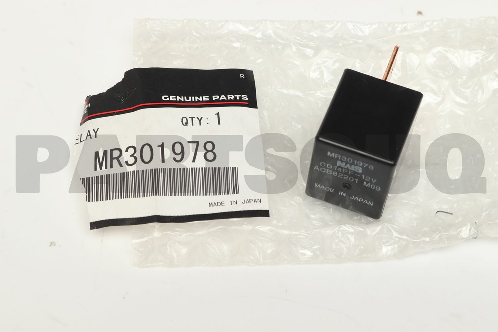 MR301978 Genuine Mitsubishi RELAY