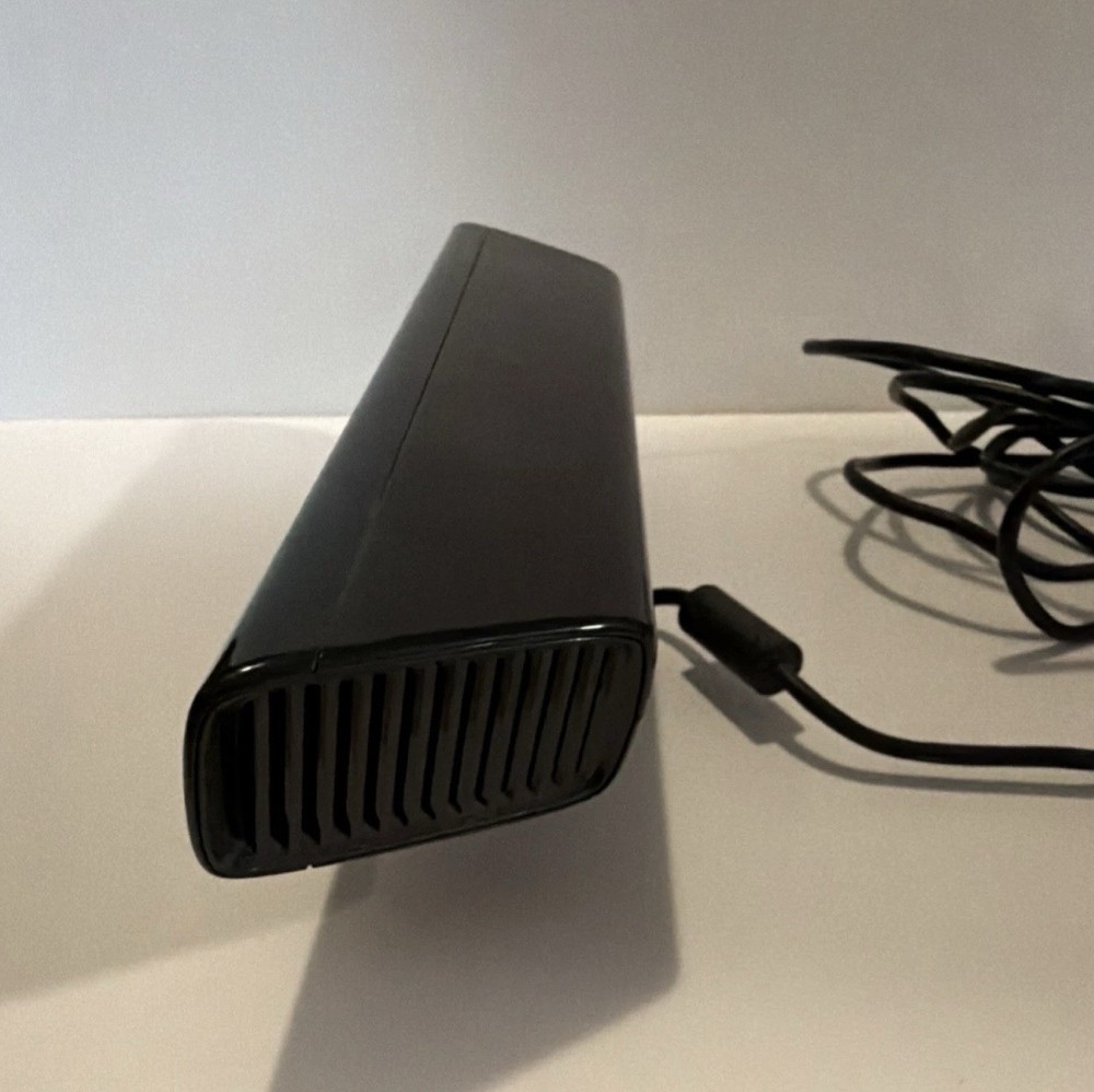 Microsoft Xbox 360 Kinect Motion Sensor Camera USB 6ft Cable Tested And Works!