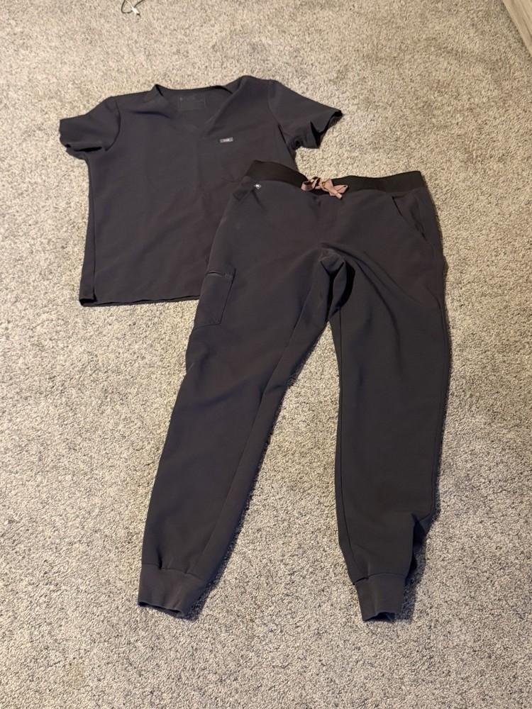 Figs Technical Collection Set MT