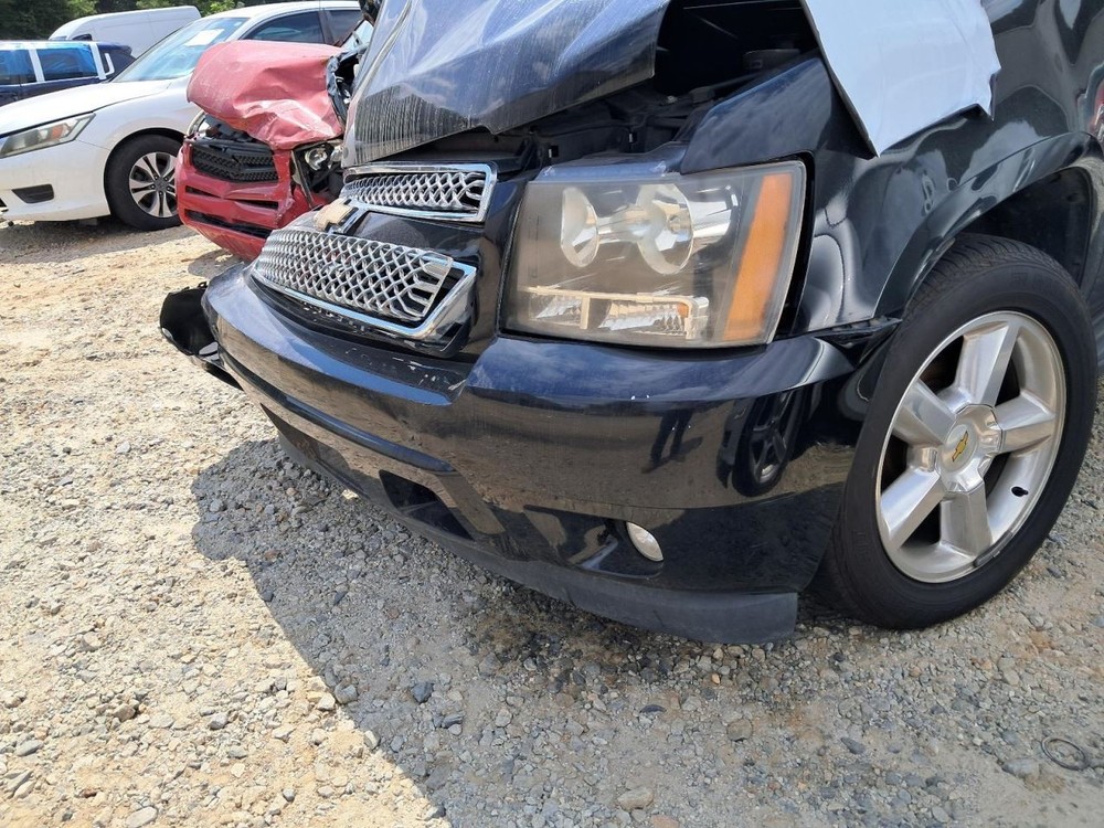 Fuse Box Engine Fits 10-14 ESCALADE 4776207