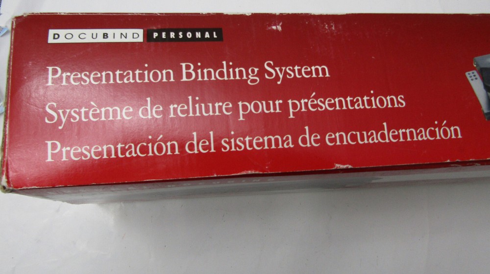 GBC Docubind Personal Presentation Binding System Machine CombBIND #7704100
