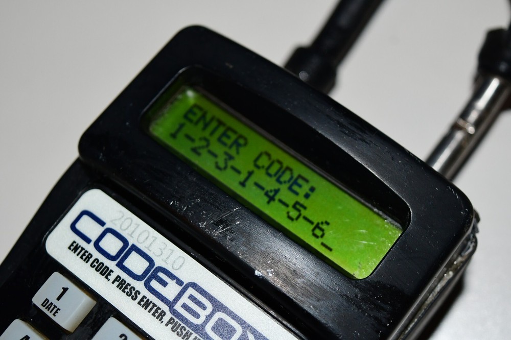 Codebox SR Code Box SR with good battery - No Code / combination as is w6a