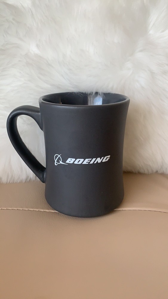 Boeing 787 Dreamliner Mug