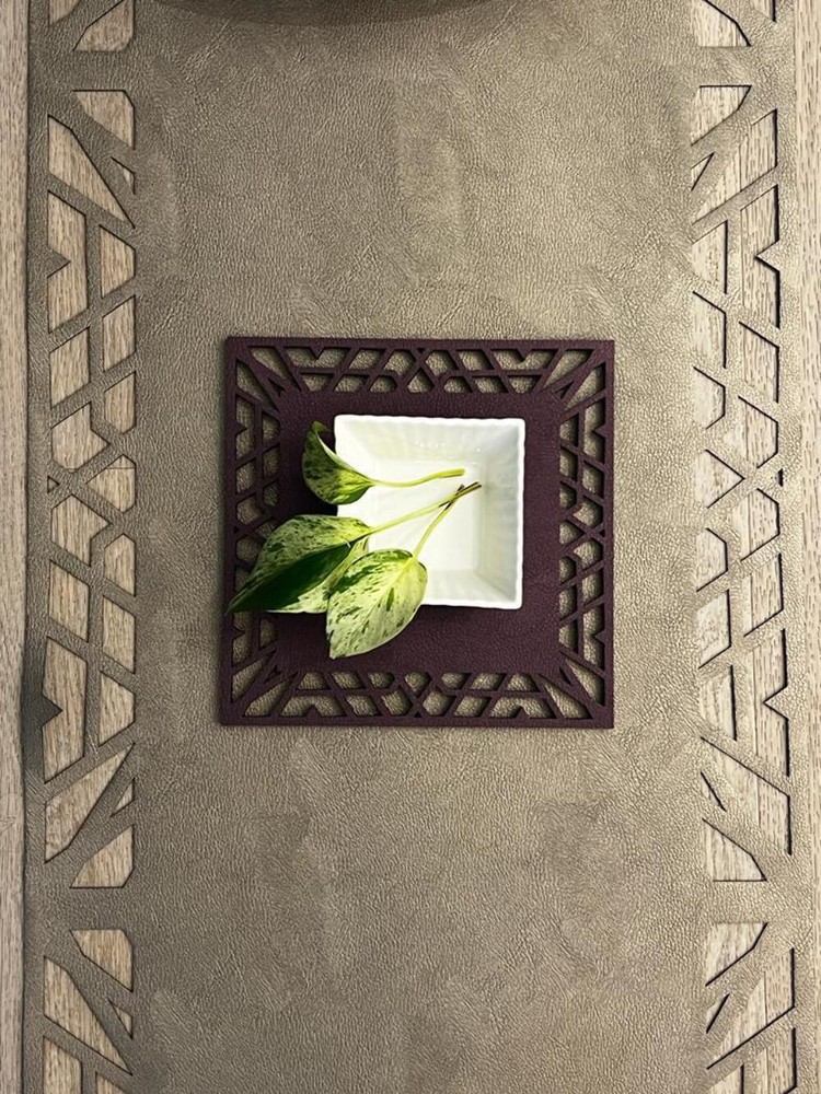 Urbandek Paris Double-Sided Table Runner