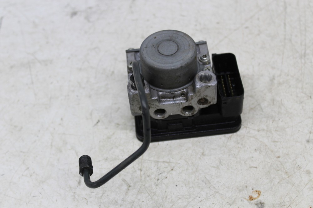 15-22 HONDA CBR300R ABS PUMP UNIT MODULE