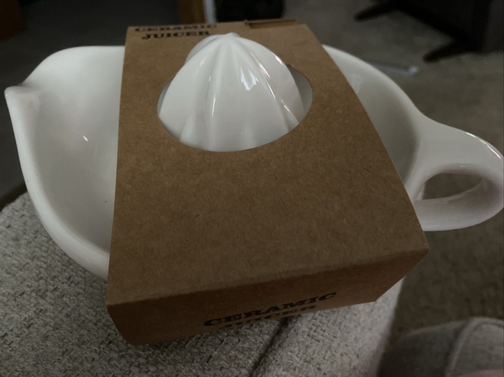 White Ceramic Glass Hand juicer