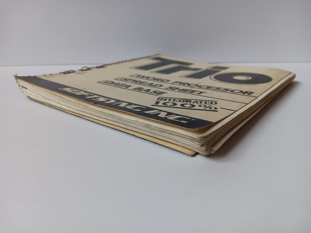 Trio The Integrated Word Processor Spreadsheet Database Manual Guide Softsync