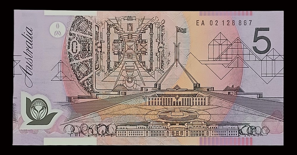 2002 Uncirculated $5 Dollar Note Macfarlane/Henry Last Prefix EA02 - R220aL -12A