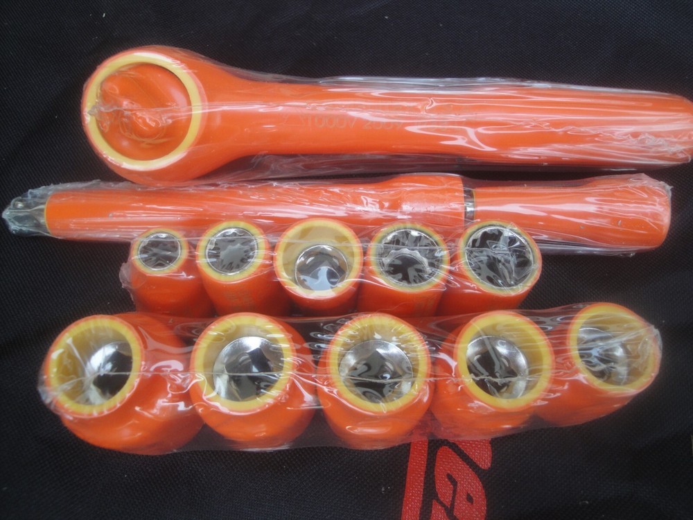 Cementex insulated tools ratchet/socket set