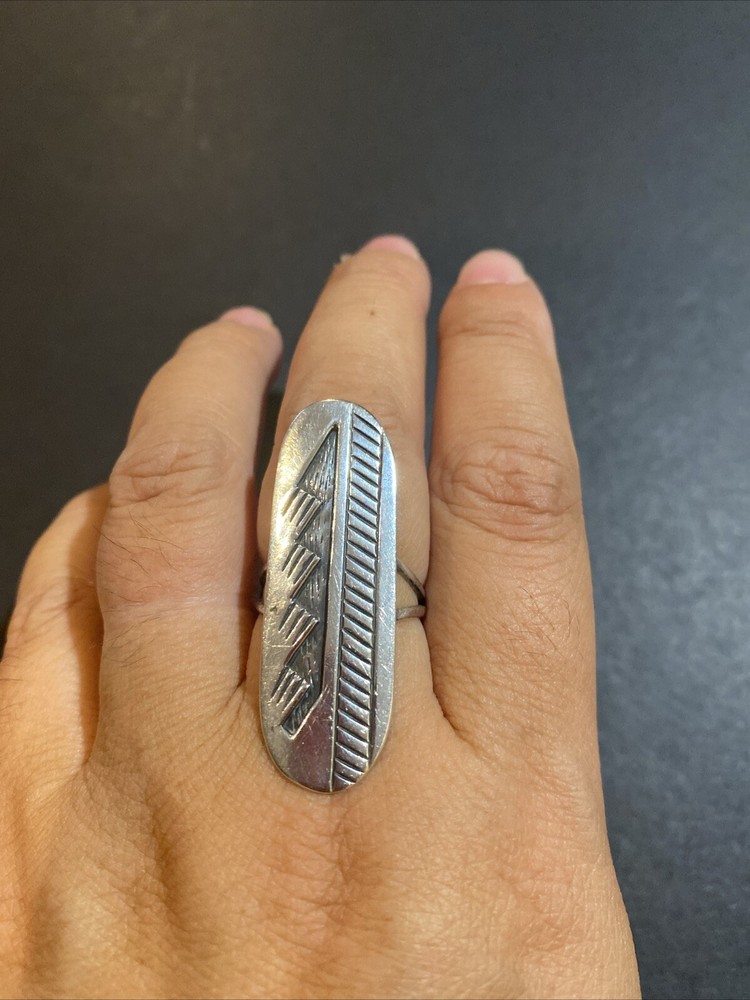 VINTAGE NAVAJO SIGNED AL STERLING SILVER RING SIZE 7