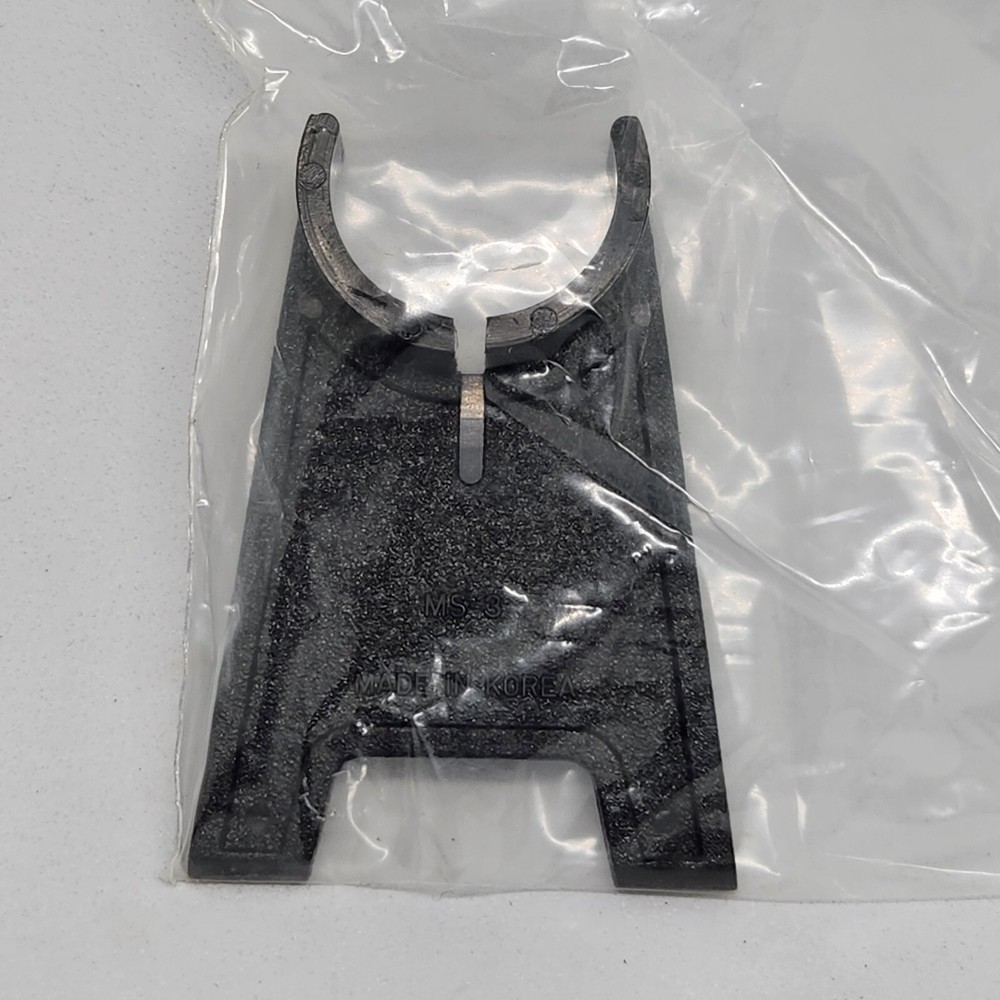 Realistic Universal Cassette Replacement Dynamic Microphone 33-1040C