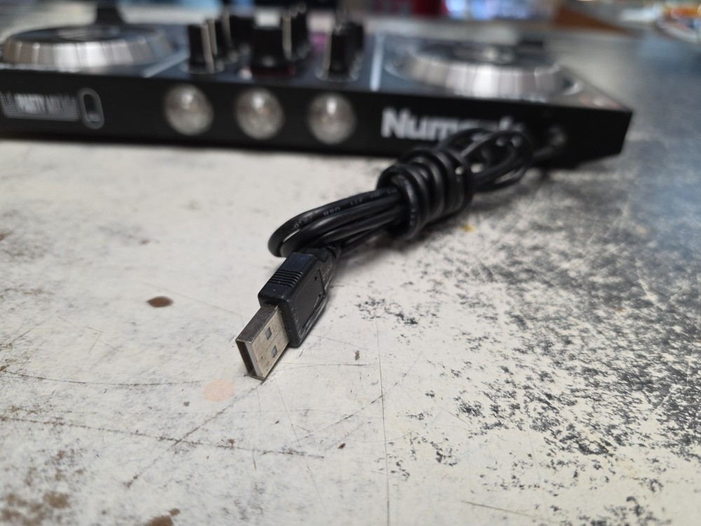 Numark Party Mix DJ Controller With Built-in Light Show