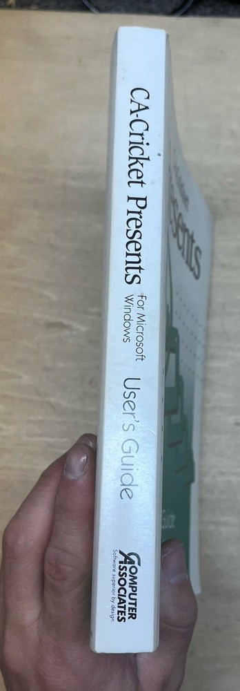 CA-Cricket Presents Users Guide for Microsoft Windows Computer Associates