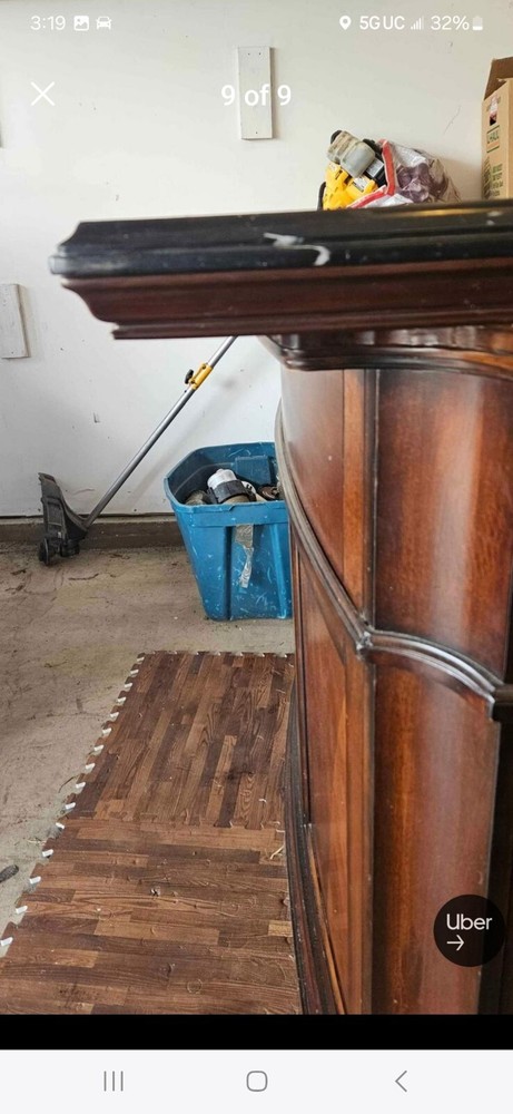 Liquor Bar