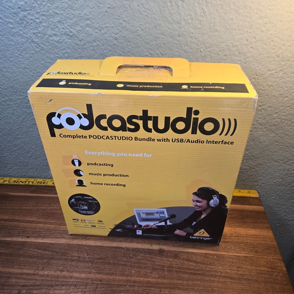 Behringer PODCASTUDIO 2 USB Bundle - Podcasting Bundle