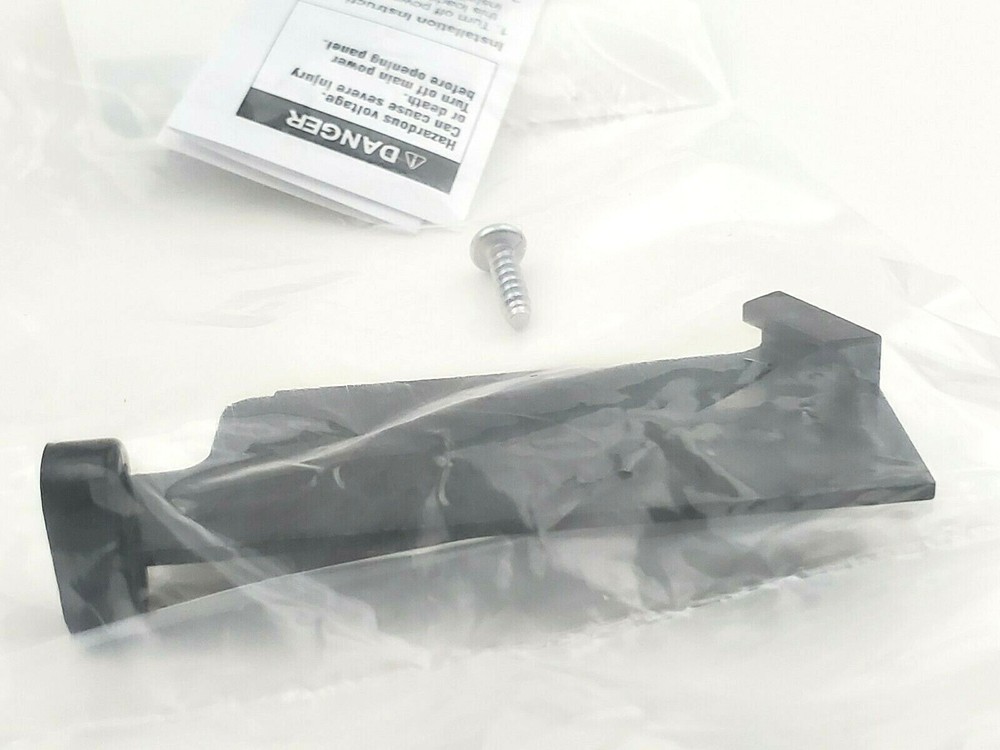 Eaton CHPHD Hold Down Main Breaker Retainer Kit For Two Pole Type CH Breakers