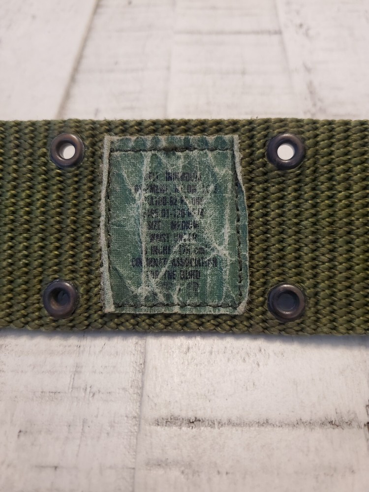 US Military Issued Army Belt Medium