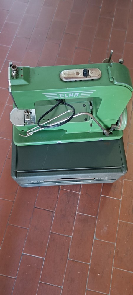 vintage elna sewing machine