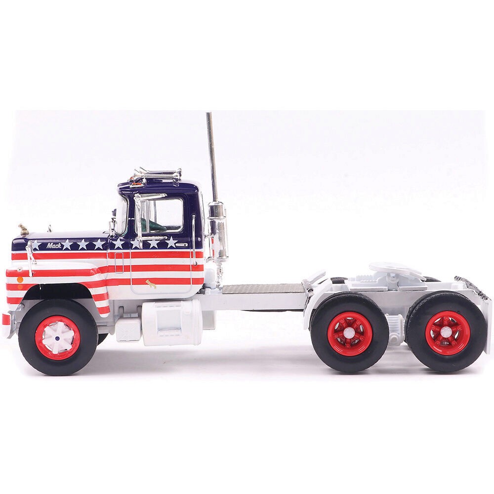 1966 Mack R Series - Red & Blue