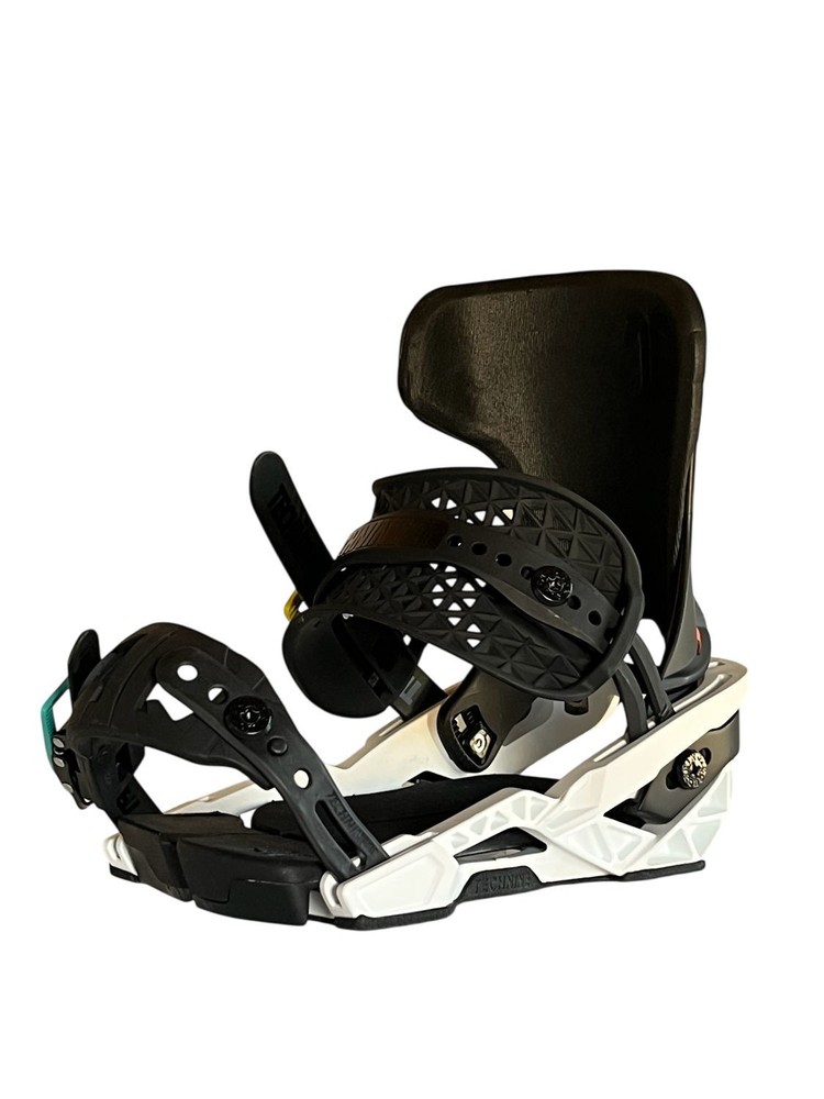 Technine Pro Slugger Snowboard Bindings Medium (US 6-8) New 2026