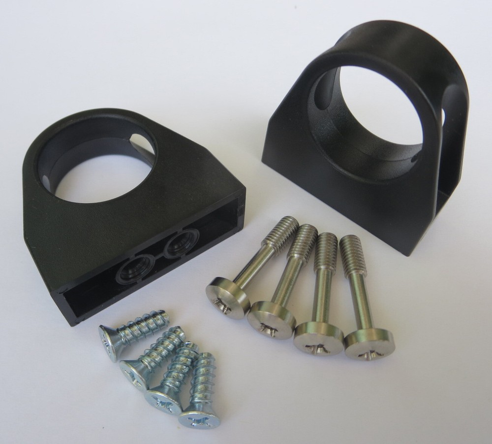 1U Rack Handle Kit, .16-.19" Panel. Use on any 19" rackmount equipment.