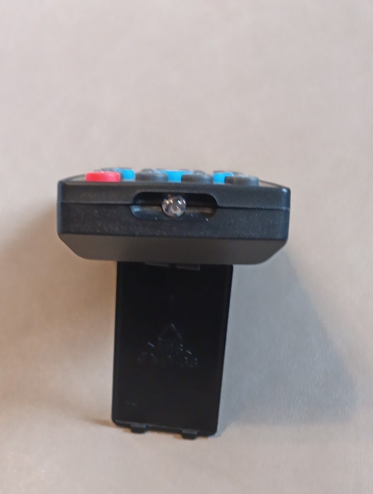 Remote 3d Mini Multimedia Led Home Projector New Open Box Black Plastic