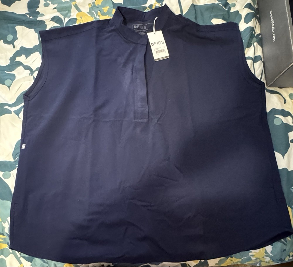 Figs Scrubs (Top and bottom XL)