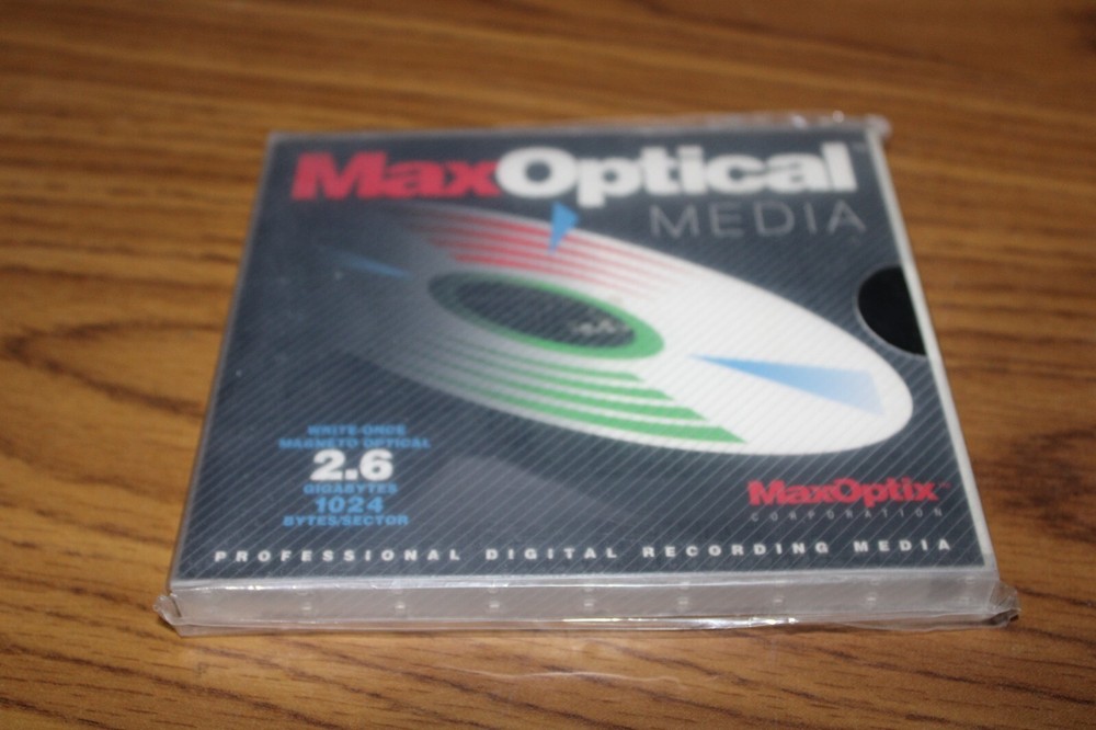 MAX OPTICAL MEDIA   MOD 2.6 Gbyte