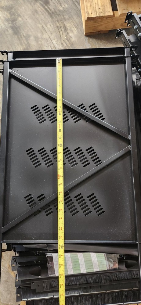 Pair of 19" Rack Mount Adjustable/Extendable Network/Keyboard Mouse Shelf Trays
