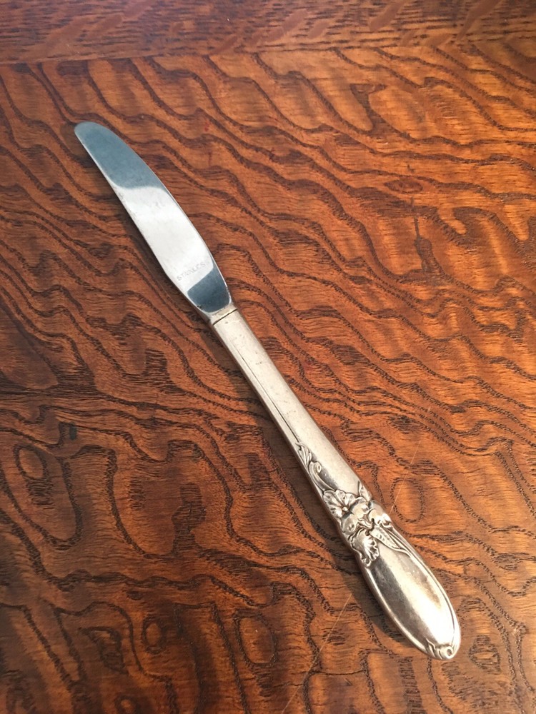 White Orchid ~ Community ~ Small HH Knife~ Silver Plate