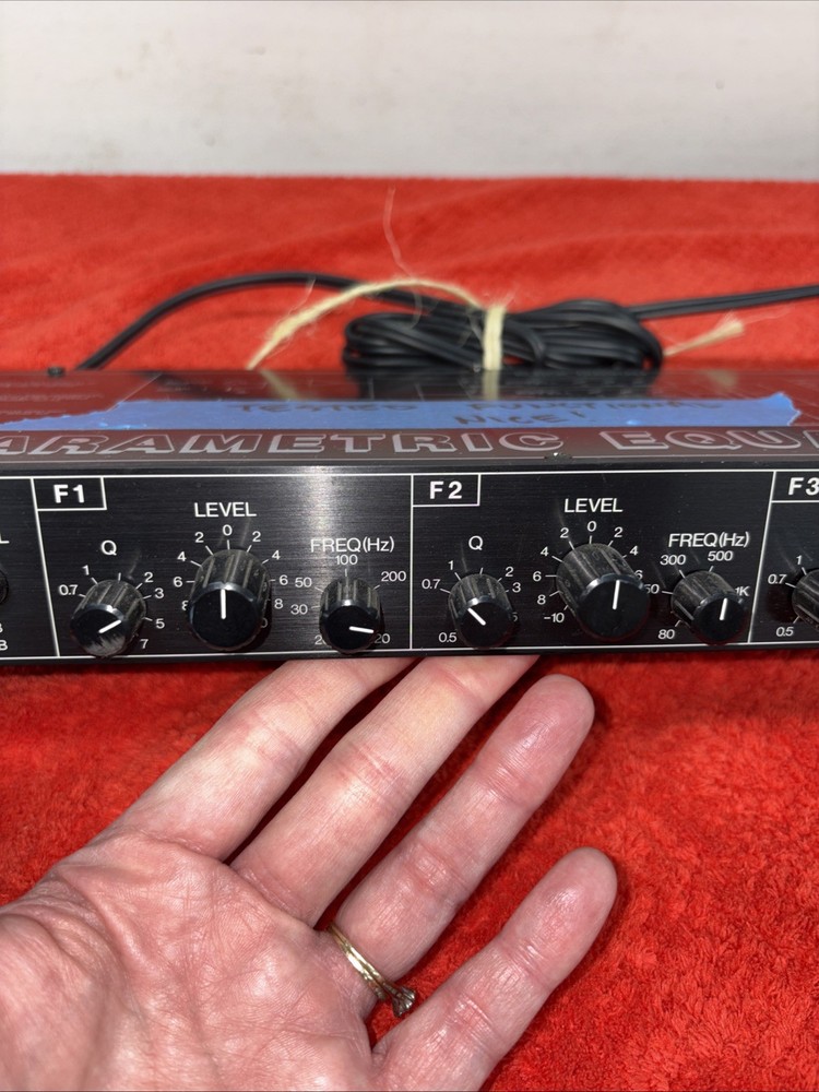 N.I.H LABS PARAMETRIC EQUALIZER PE 30 With Power Supply - Tested Functional NICE