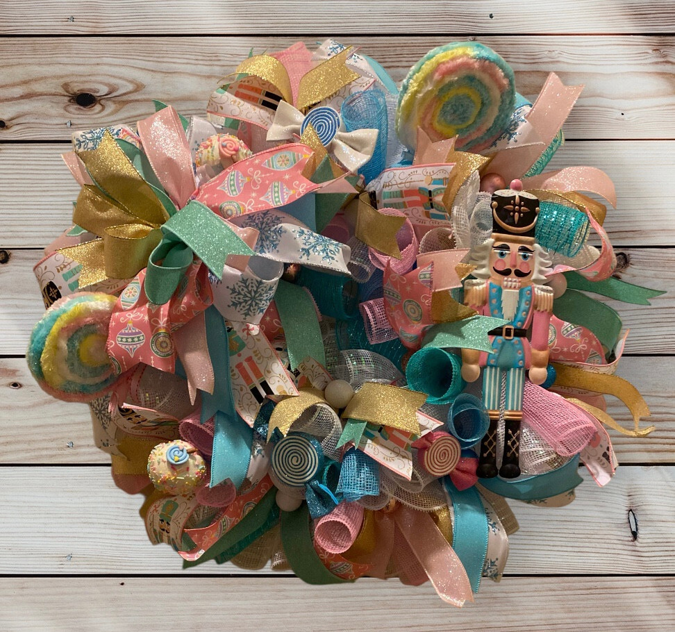 Nutcracker Christmas wreath,Nutcracker Christmas decor,Christmas Candy wreath