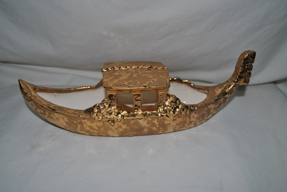 Mccoy 24K Weeping Gold Gondola Boat Planter