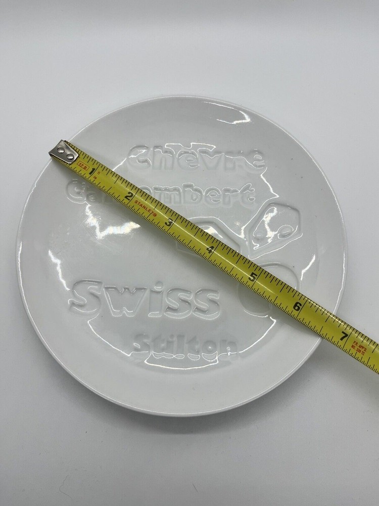 Cordon Bleu BIA 6.5". 4 Assorted Cheese Appetizer Plates.