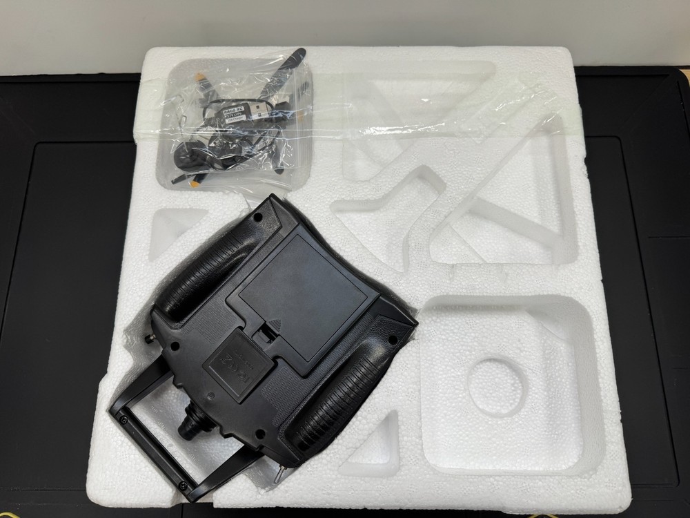 RGRA1307 P-47 Thunderbolt Micro RTF Airplane Open package, and Fixed