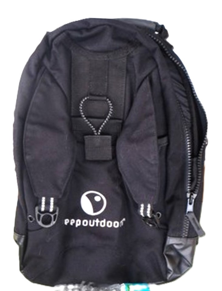 DEEPOUTDOORS TRADESMAN DIVING/TOOL/ACCESSORY BAG WITH 2 POUCHES