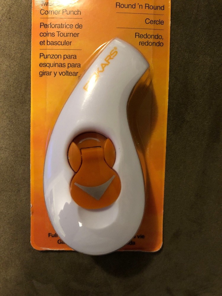 Fiskars Twist & Flip Corner Punch