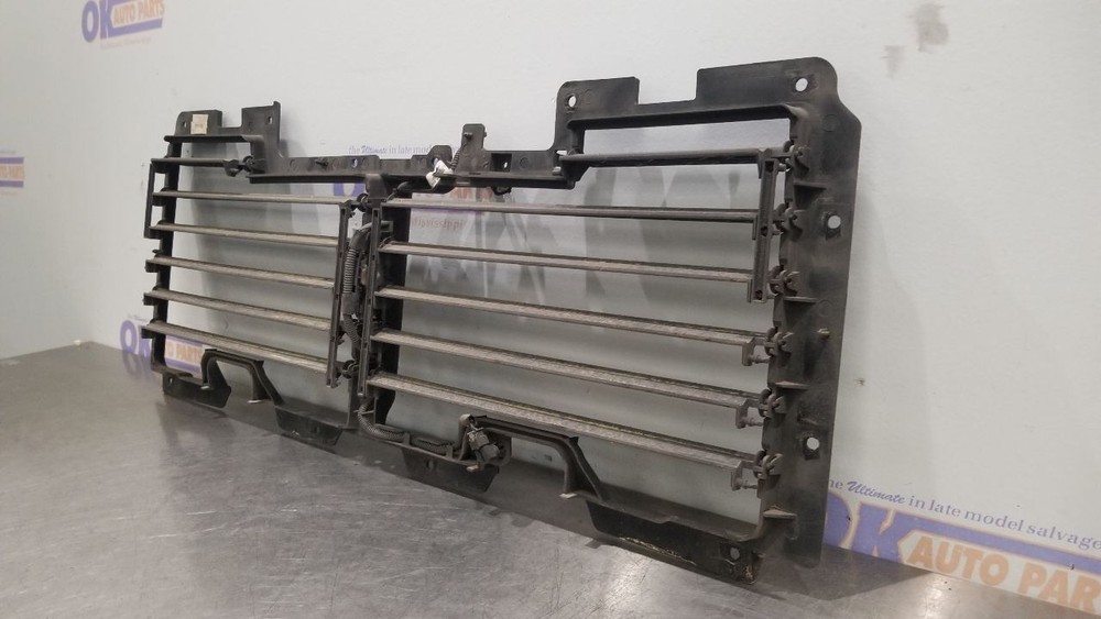 20 GMC YUKON DENALI XL 6.2L AIR SHUTTER ASSEMBLY