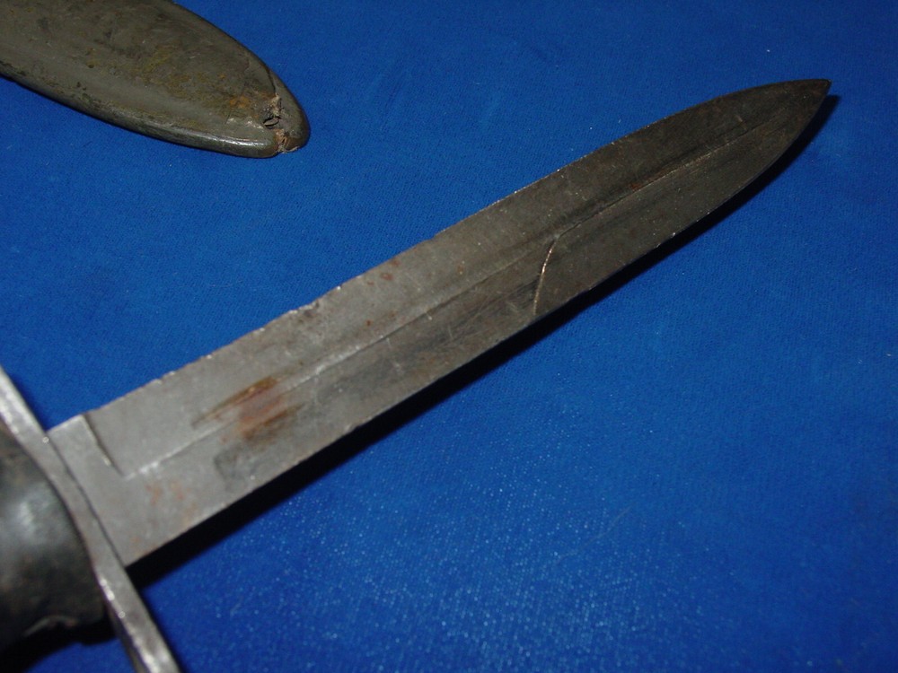 Rubber Handle M1 Carbine Bayonet Imperial w/ M8 Scabbard