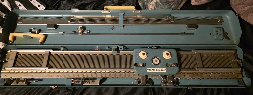 Home Knitter Super Deluxe