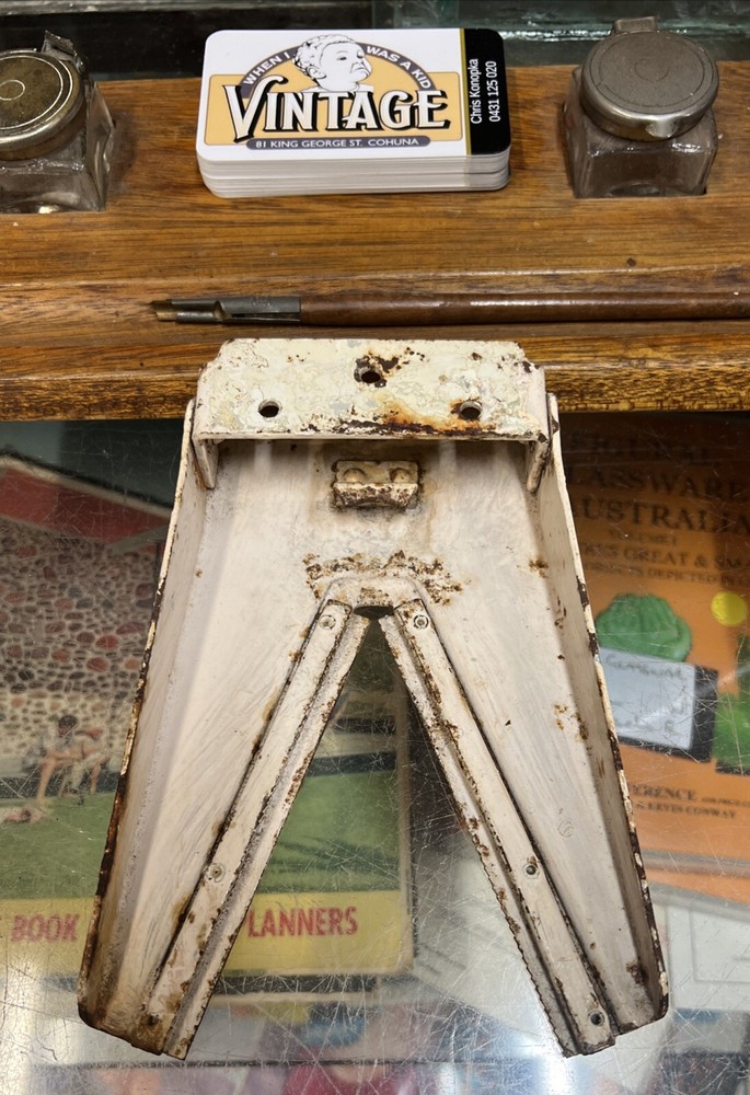 Vintage Wall Mounted Jar Opener