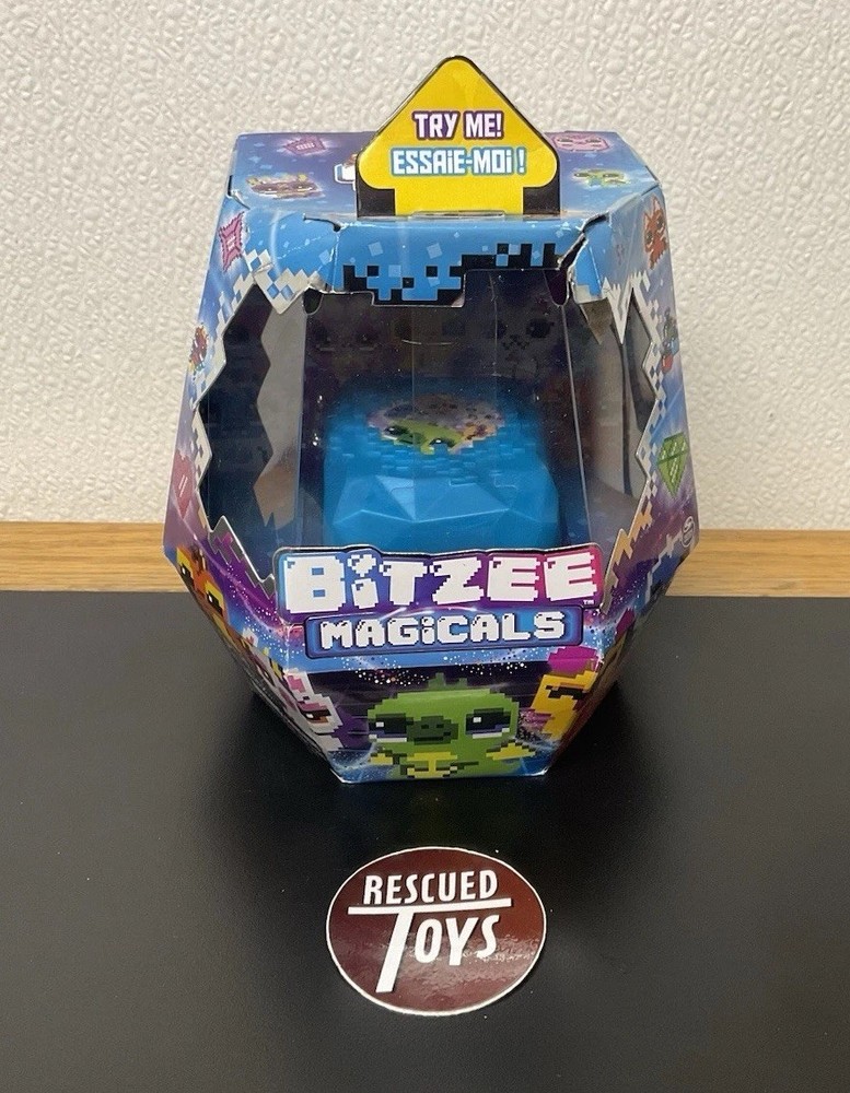 Bitzee, Magicals Interactive Toy with 20 Characters Inside, Virtual Friend WORKS