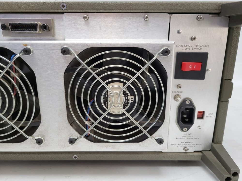 Hewlett-Packard 54110D Digitizing Oscilloscope Parts (Powers On, Untested)