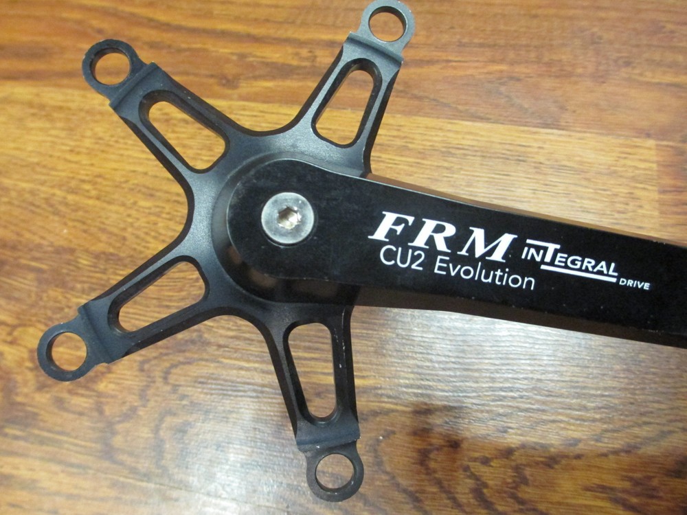 FRM CU2 EVOLUTION 175 130 BCD CRANK SET W/ ENGLISH THREADED FRM BOTTOM BRACKET